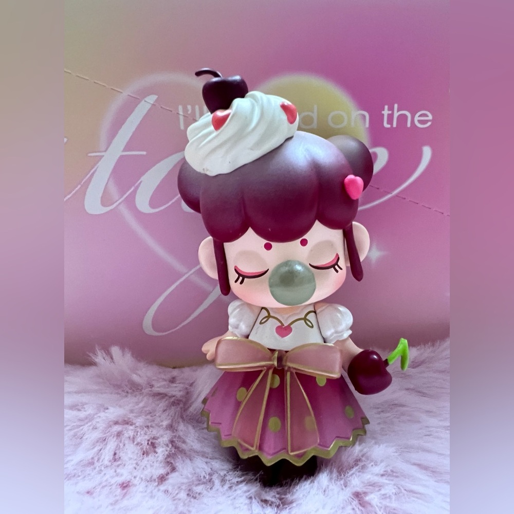 Nancy’s figure - Cherry Girl